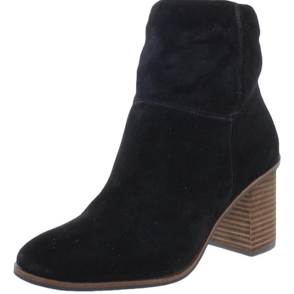 LUCKY BRAND JICOLE Black SUEDE SLIP ON ANKLE BOOTS Like New size 7.5 - Picture 2 of 8
